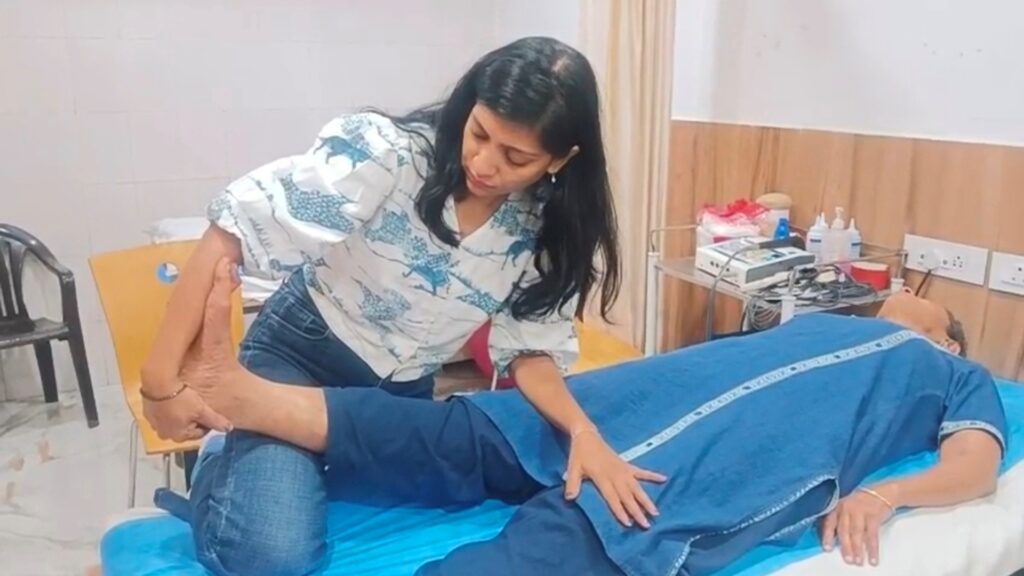 physiotherapist dr soumya s samal (2)